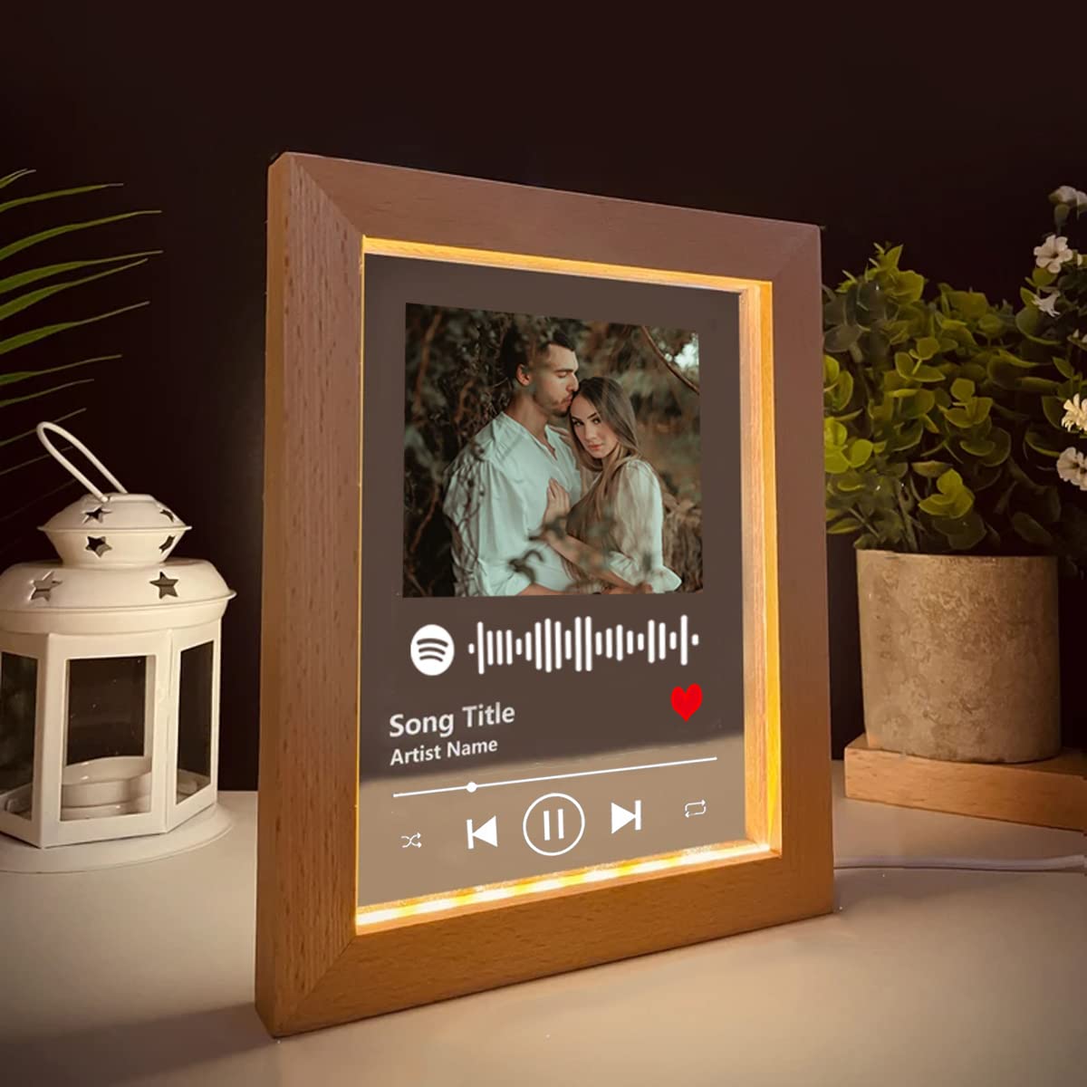 Digital Photo Frame with Family Memories