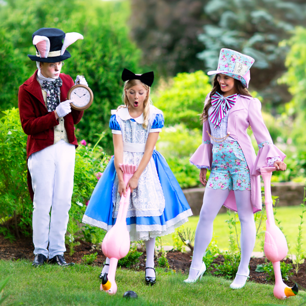 Alice in Wonderland Family Halloween Costumes