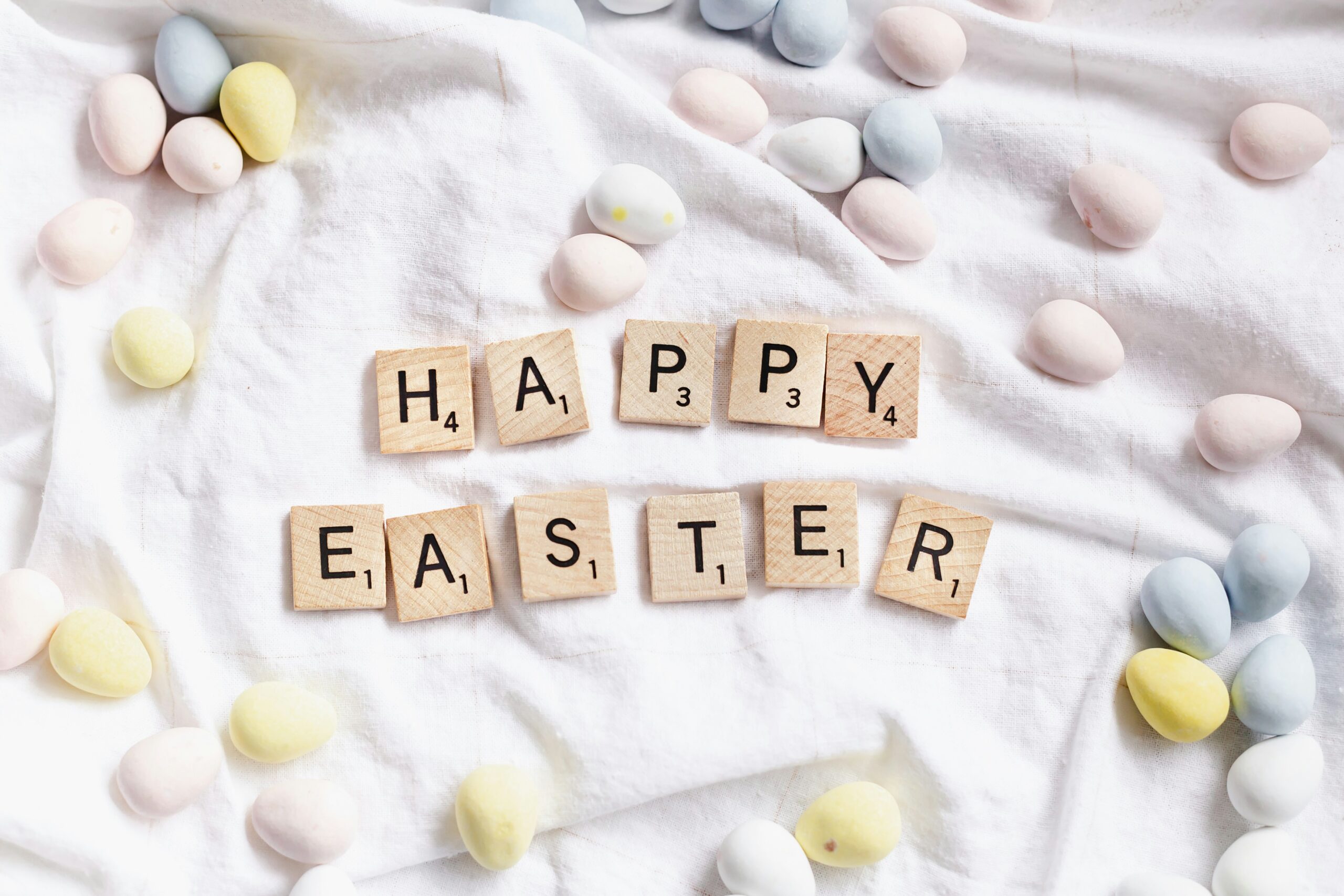 Setting the Tone for Memorable Easter Celebrations for Couples