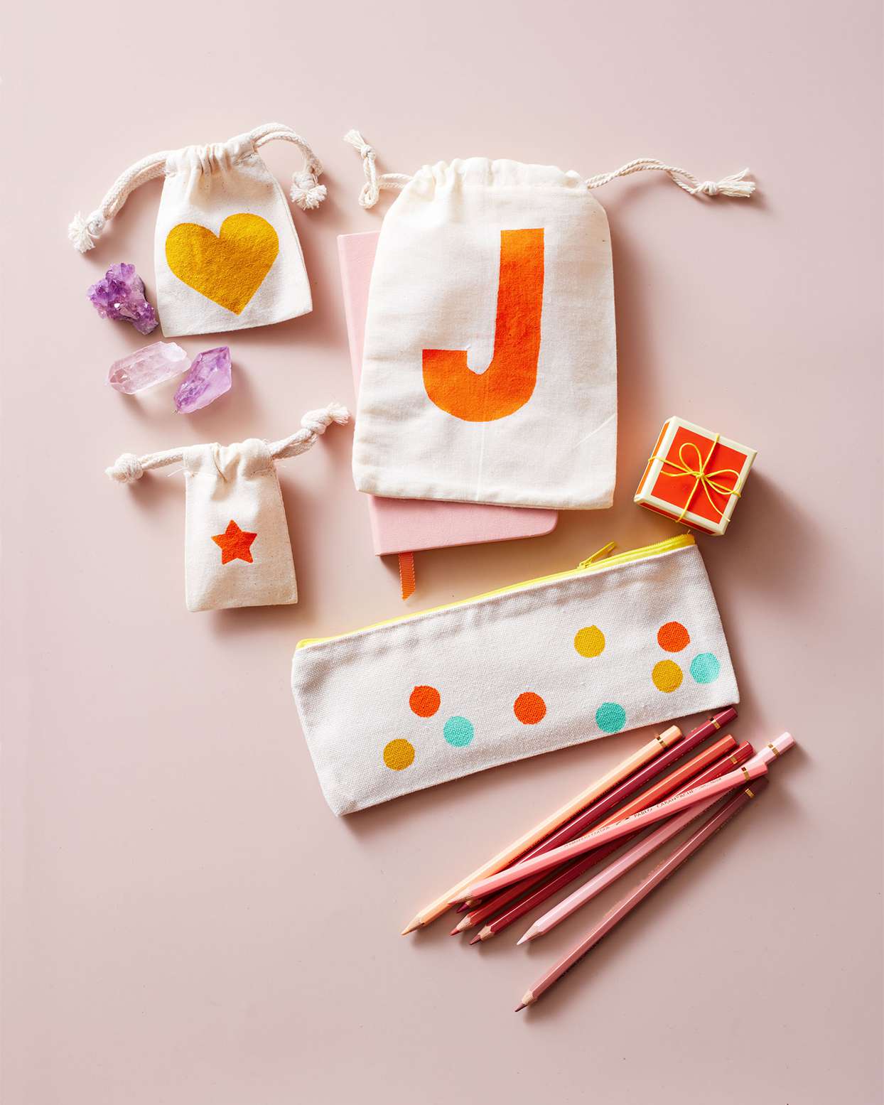 Basic Materials For Mother's Day Craft Gift Ideas
