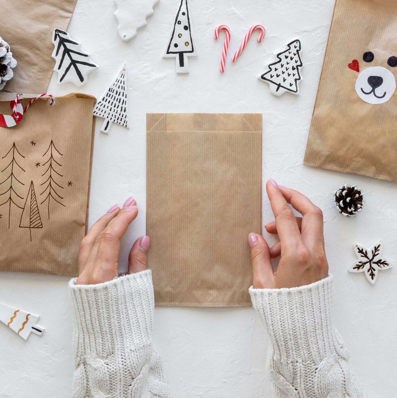 Guide To Make A Gift Bag With Paper-Based