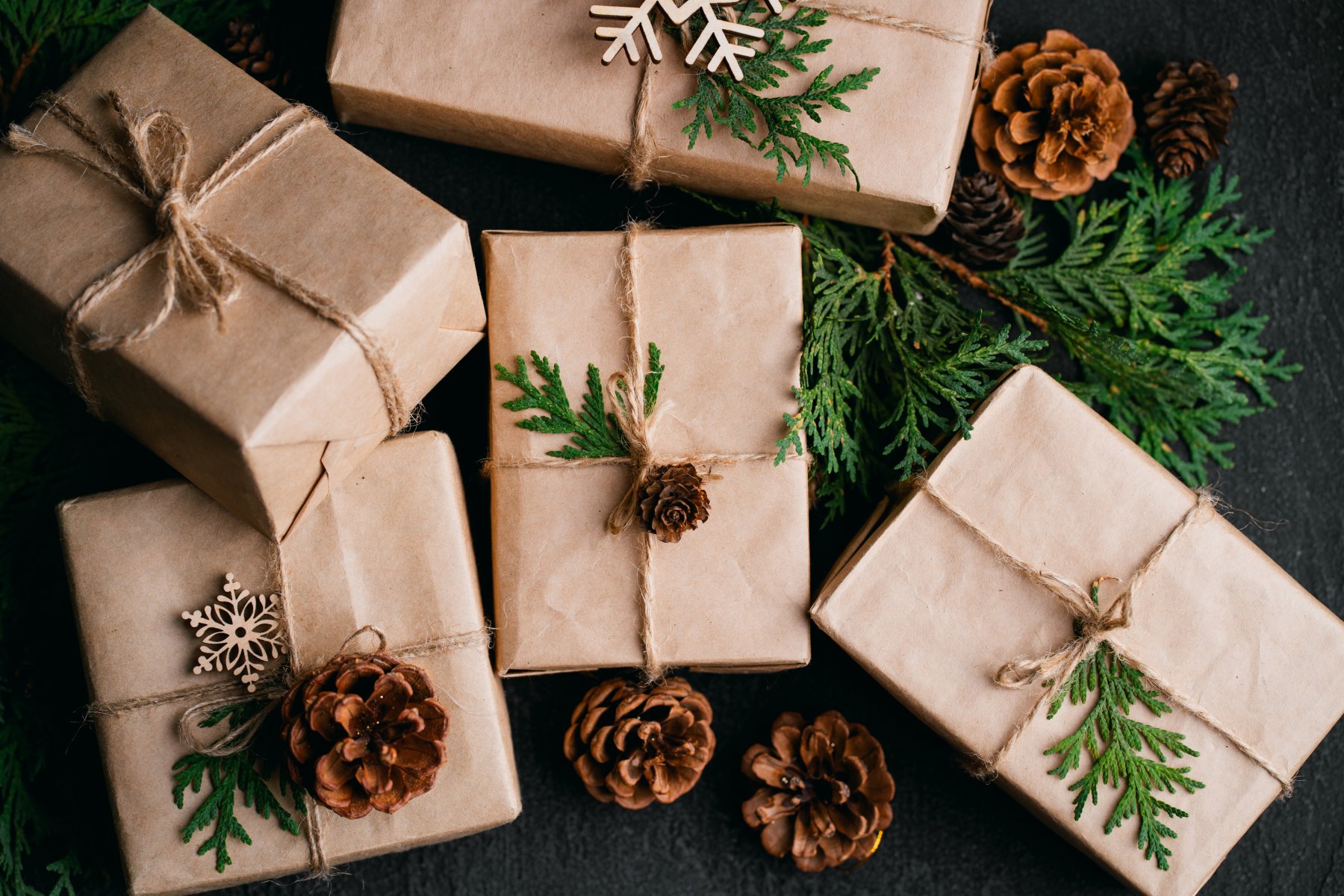 Guides for Being Creative When Wrapping Gifts 