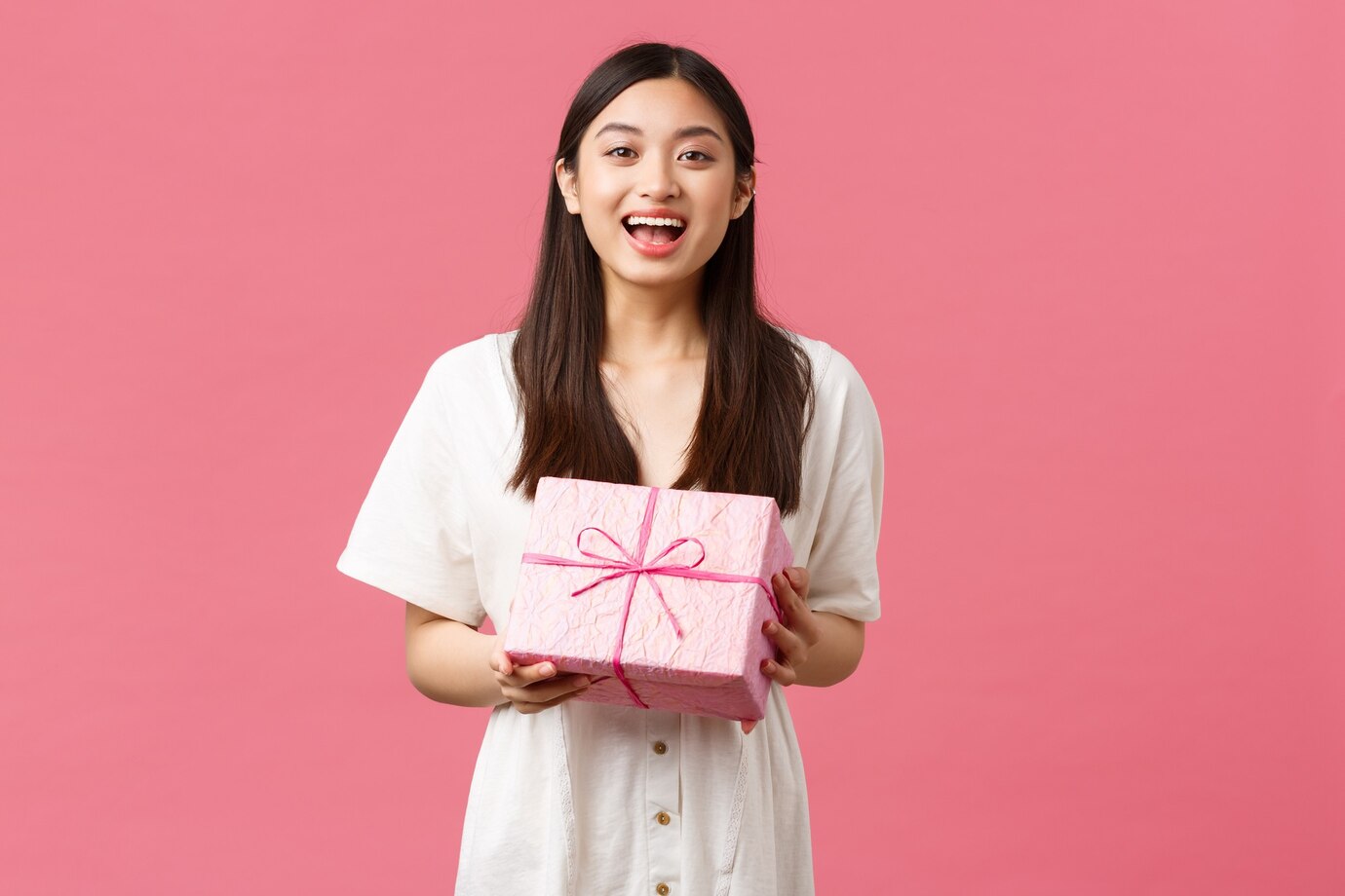 Tips To Make Your Gifts For Her For $75 Stand Out