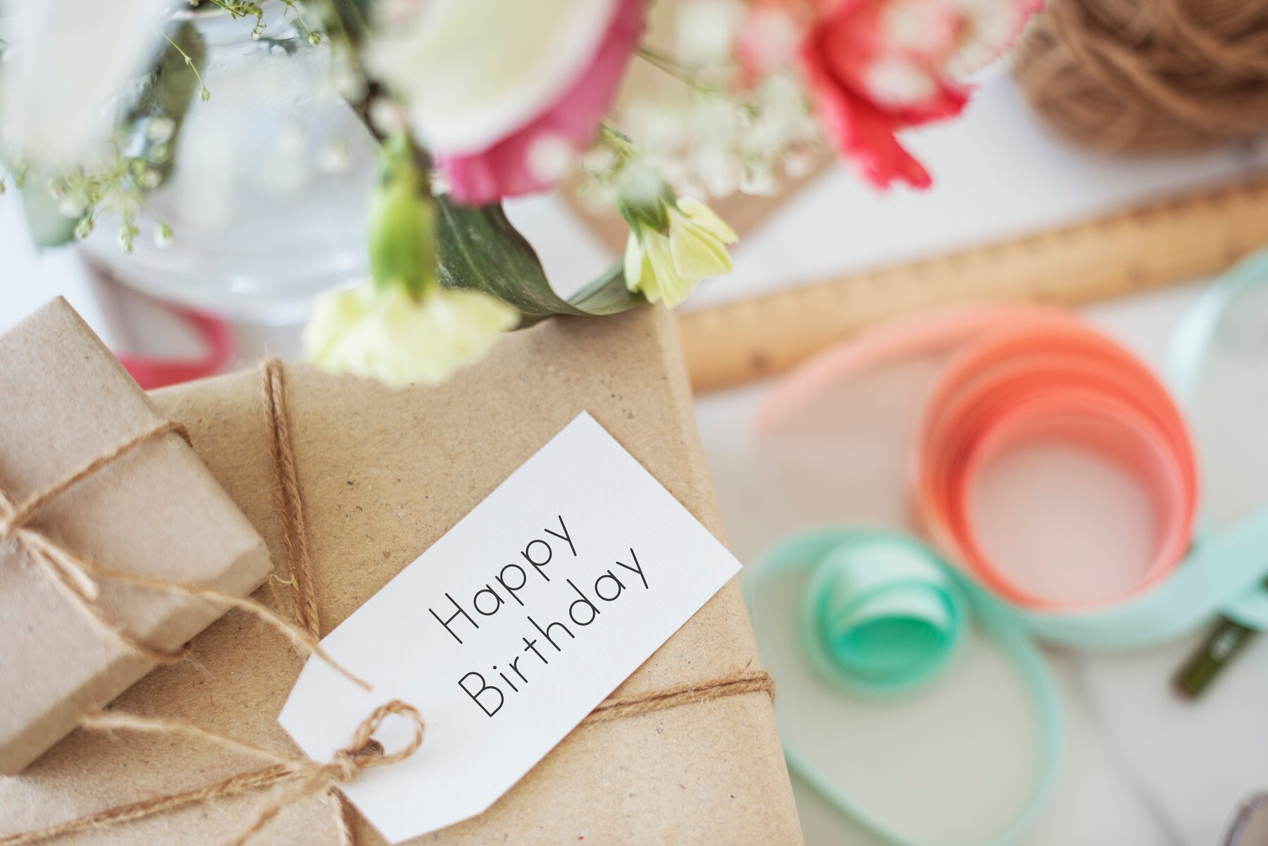 What Should You Include In Your Gift Souvenir Ideas On Birthday For Adults?