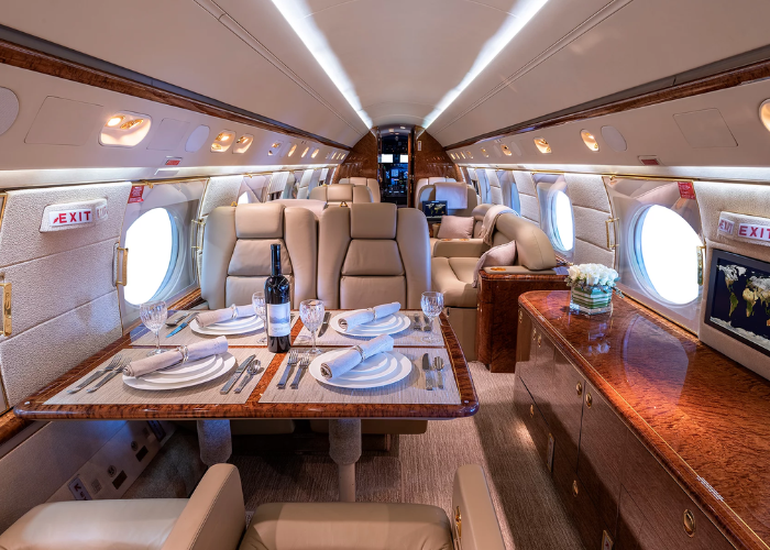 Private Jet Experience As Ideas For Luxury Gift On Birthday For Him 