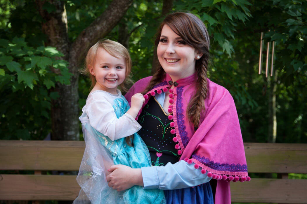 Unique Mom And Daughter Halloween Costume Ideas from Disney